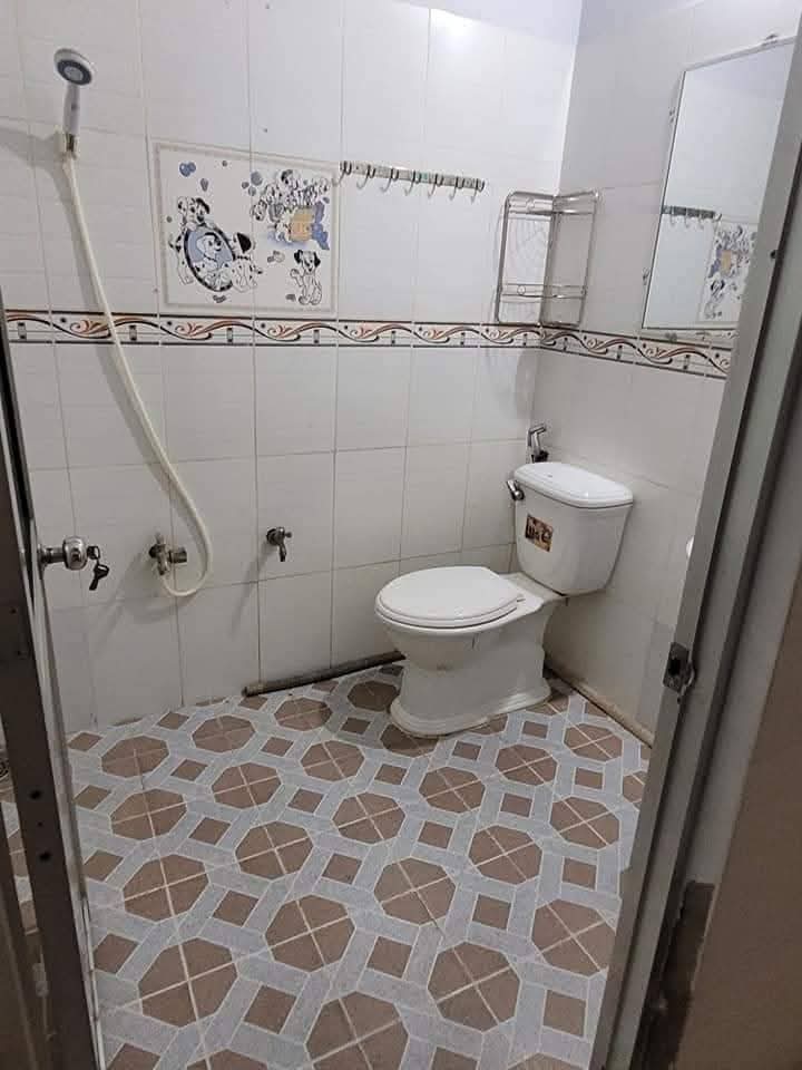 1000066779